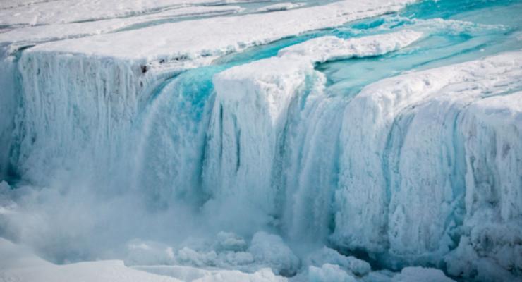 Климатологи: Сокращение парниковых газов не спасет от таяния льдов