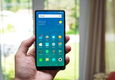 Xiaomi анонсировала смартфон Mi MIX 2S