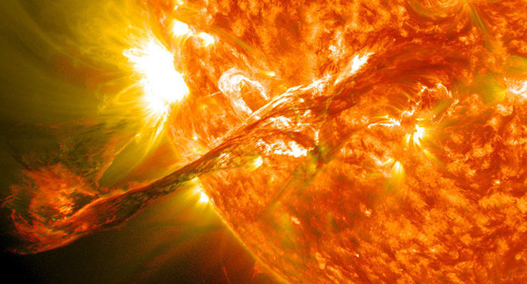 Астрономы разобрались с огненными торнадо на Солнце