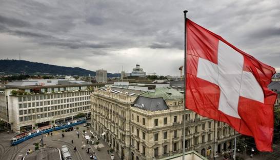 В банке Швейцарии людей заменили роботами