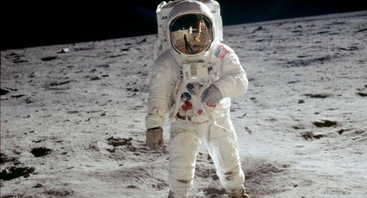 Медики выяснили причину лунной лихорадки у астронавтов
