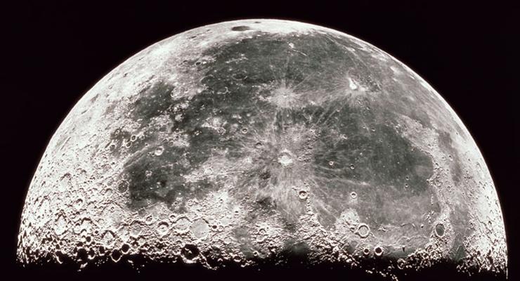Ученые: На Луне могла существовать жизнь