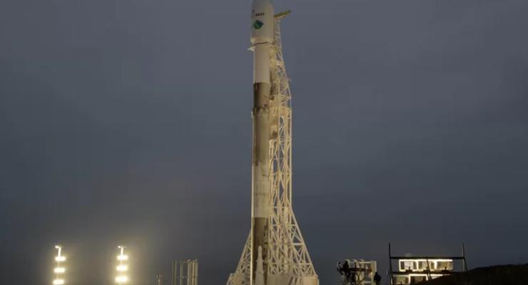 Промазали: SpaceX не удалось поймать обтекатель ракеты