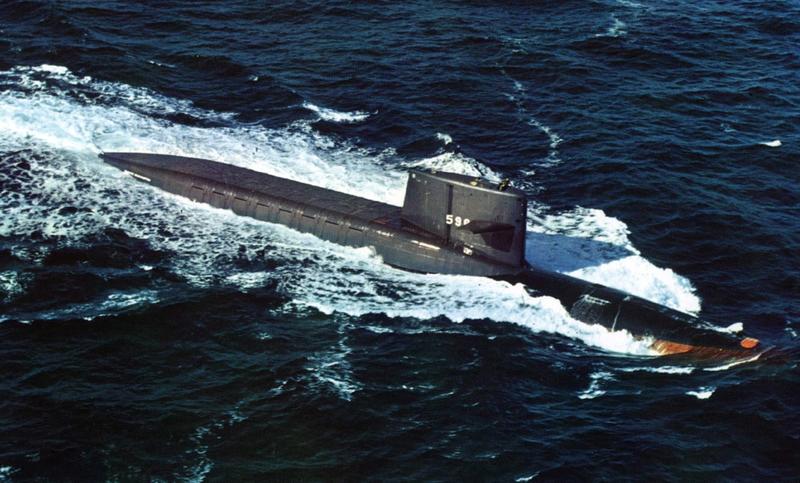 День в истории: 15 ноября - Изобретение бритвы и первая атомная подводная лодка / wikipedia.org