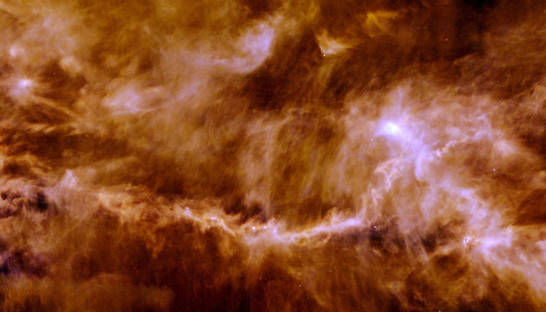 В пыльных облаках разглядели планетарные системы