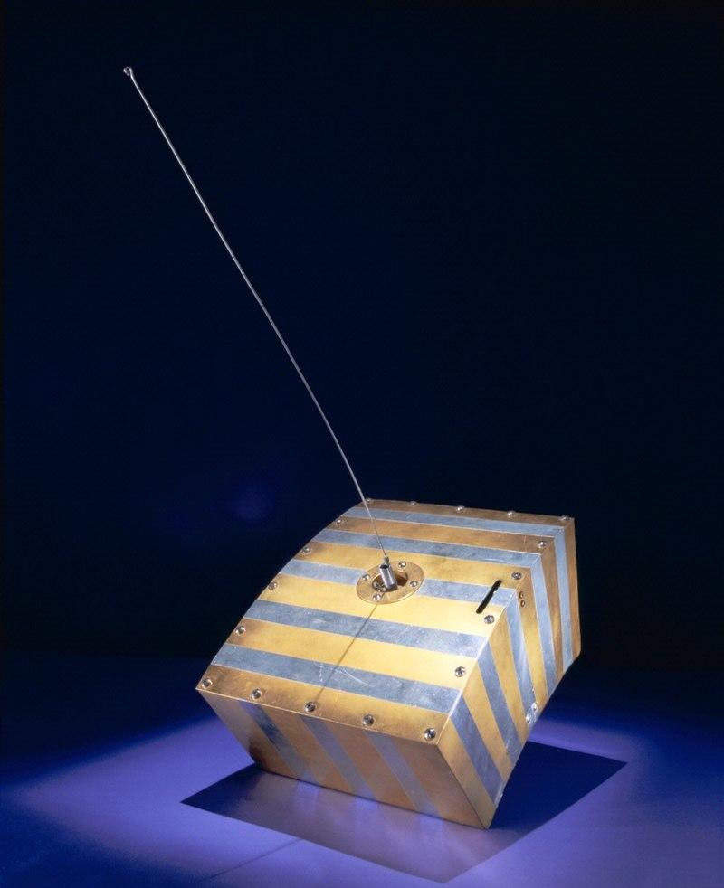 Первый любительский радиоспутник / wikipedia.org