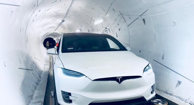 Илон Маск испытал туннель под Лос-Анджелесом