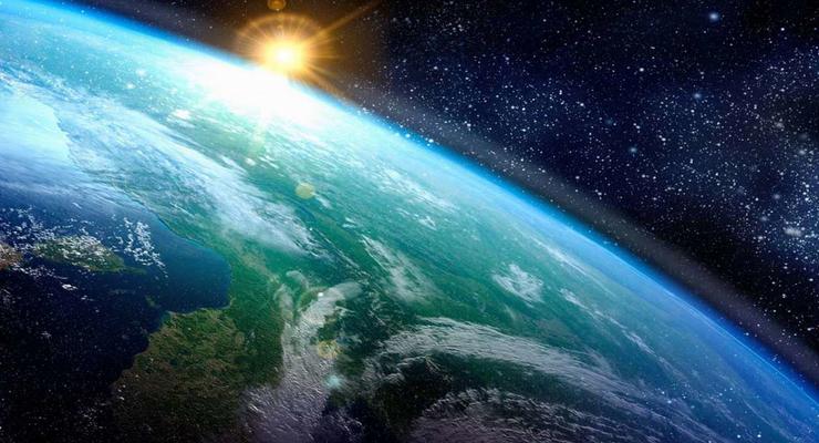 Ученые: Жизнь на Землю точно занесло из космоса