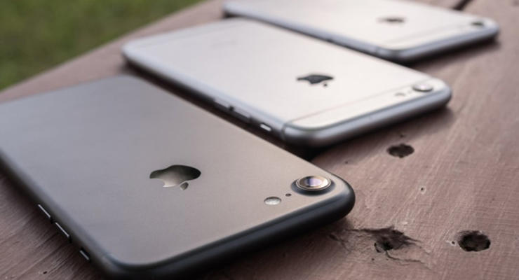 Apple в 2018 году заменила рекордное количество батарей iPhone