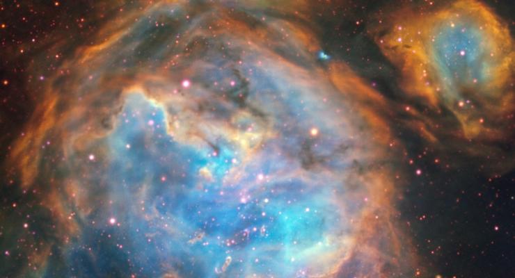 Астрономы показали пузырь новорожденных звезд