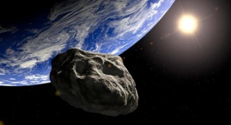 Возле Земли пролетел астероид размером с самолет