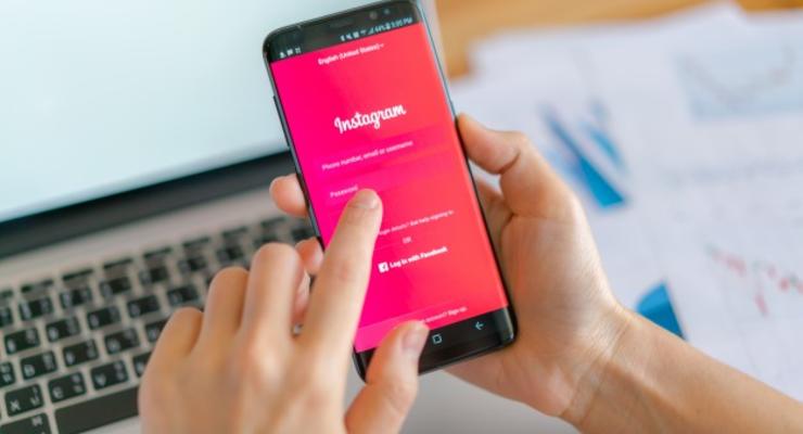 Создатели Instagram признались в копировании Snapchat