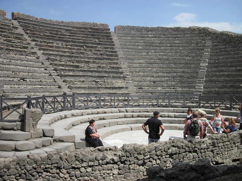 День в истории: 6 апреля - Руины Помпей и полет к Сатурну / wikipedia.org