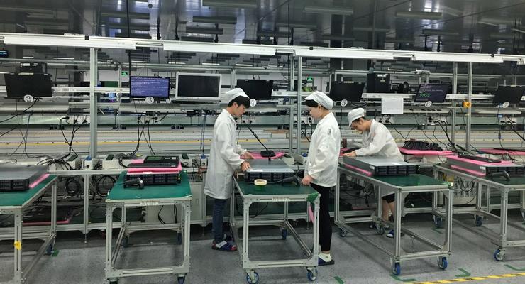 Производство iPhone могут перенести из Китая в другие страны