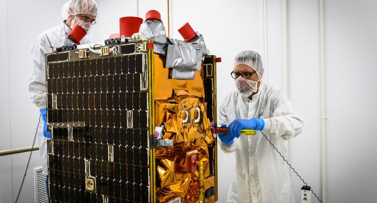 NASA запустит первый спутник без токсичного топлива