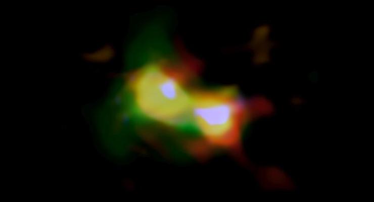 Обнаружено древнейшее слияние галактик