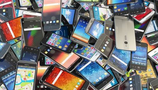 Названы самые популярные в Европе телефоны