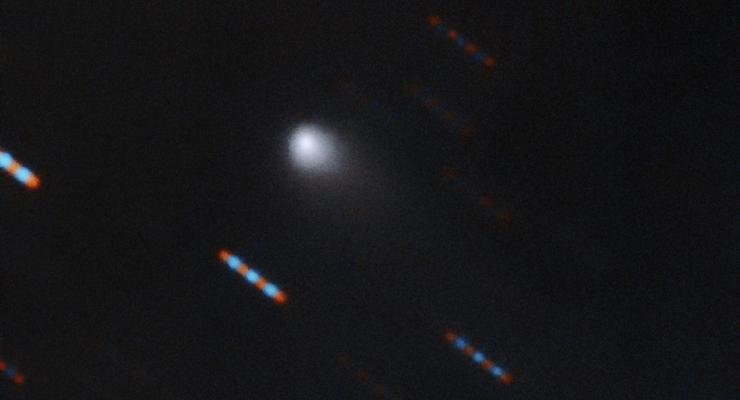Астрономы засняли первую межзвездную комету
