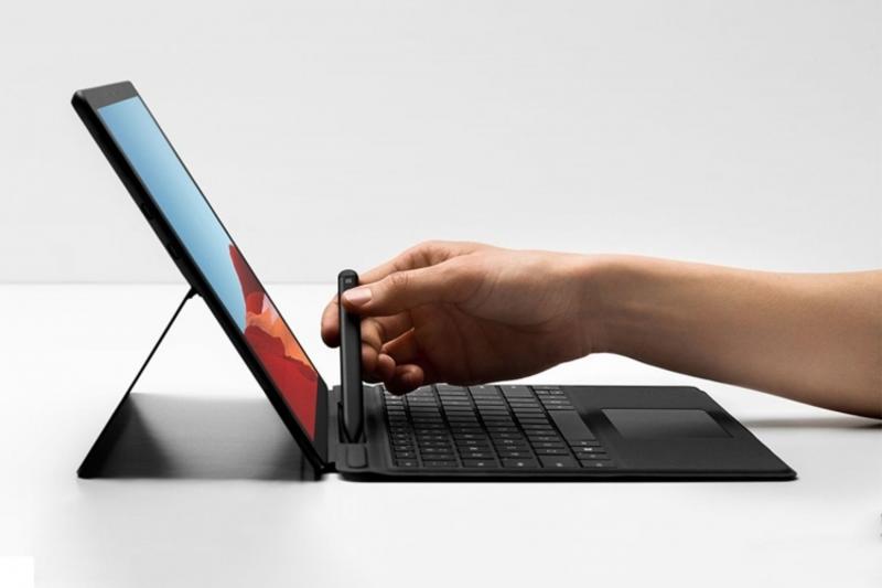 Ноутбуки, планшеты и наушники: Microsoft показала устройства Surface / Microsoft