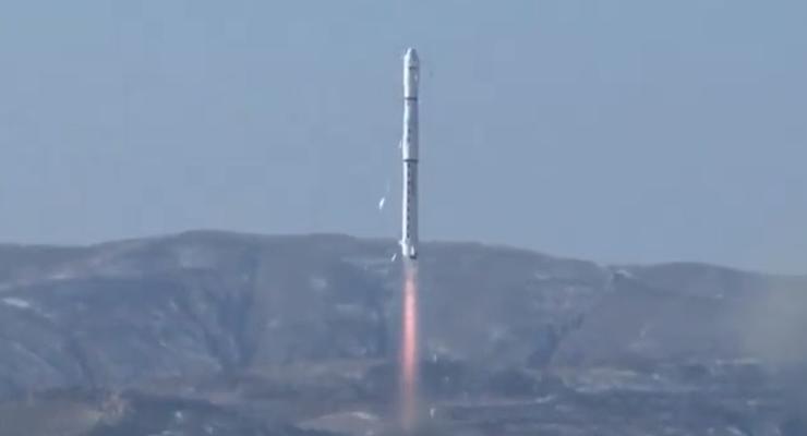 Китай запустил ракету Long March с девятью спутниками