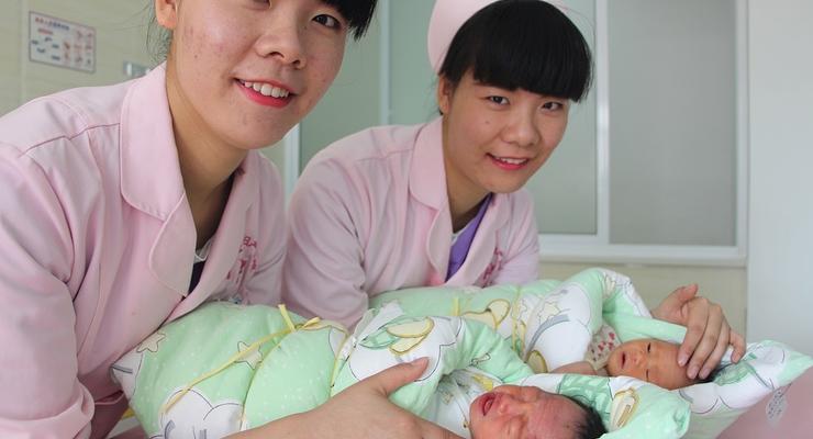 Китай подтвердил рождение третьего генномодифицированного ребенка