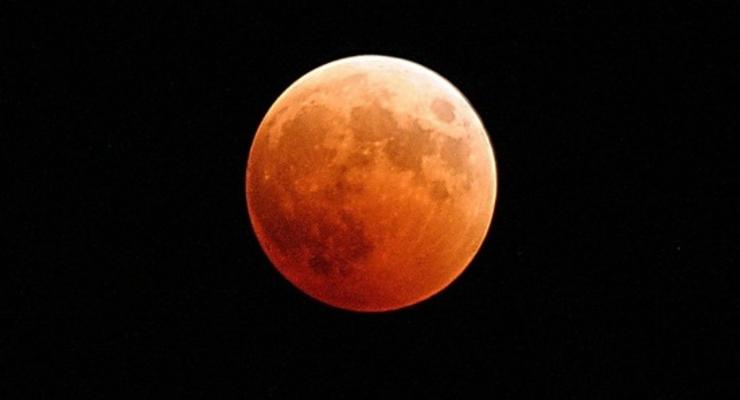 Первое лунное затмение десятилетия: Как его увидеть