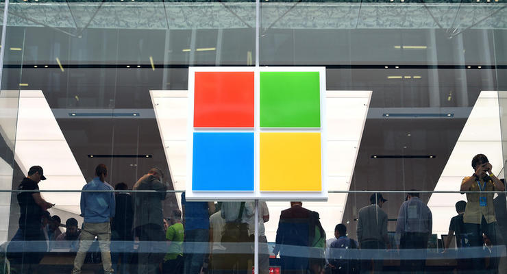 Microsoft закрывает магазины, но продолжит платить продавцам