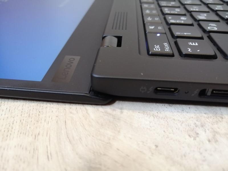 Легкий, прочный и тонкий: Обзор ультрабука ThinkPad X1 Carbon 7th Gen / ТЕХНО