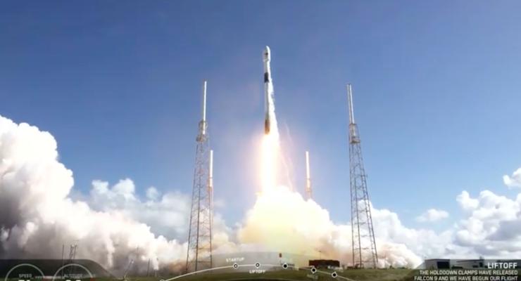SpaceX успешно запустила первый южнокорейский военный спутник