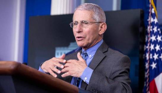 Медик: Коронавирус вряд ли исчезнет из-за сильной заразности