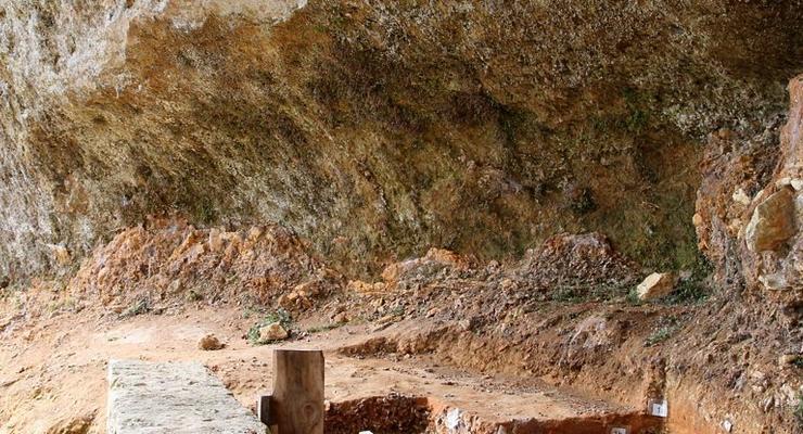 Кости похороненного 40 000 лет назад ребенка раскрыли тайну неандертальцев