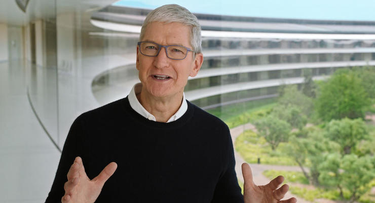 Гендиректор Apple Тим Кук заработал почти 15 млн в 2020 году