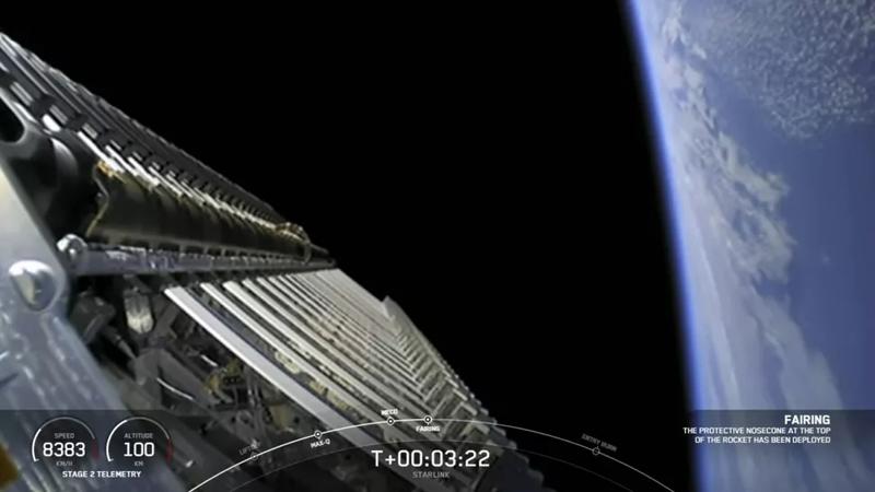 Новый рекорд SpaceX: Одну ракету запустили восемь раз подряд / Скриншот видео