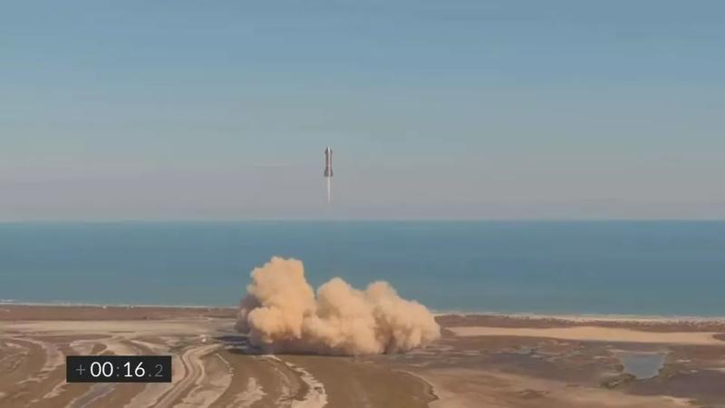 Прототип SpaceX Starship SN9 взлетел на 10 км, но разбился при посадке
