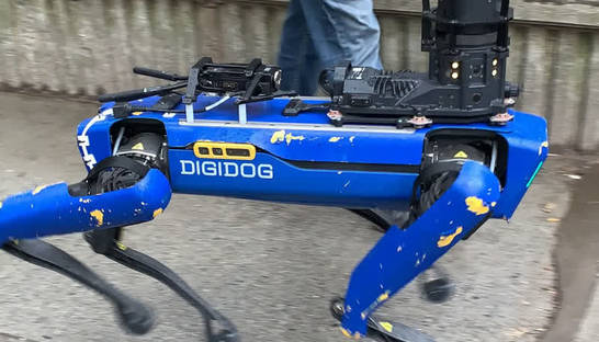 Полиция Нью-Йорка уволила робопса из-за скандала