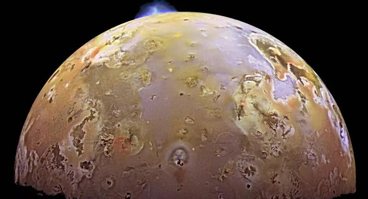 NASA отказалось от полетов к спутникам Юпитера и Нептуна
