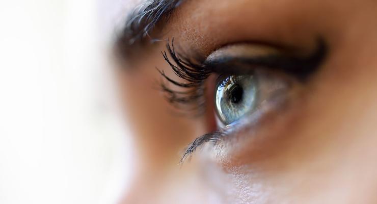 Симптомы длительного COVID-19 можно разглядеть в глазах