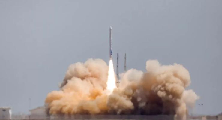 Китай тайно запустил частную ракету