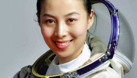 Китай отправляет первую женщину-тайконавта на новую космическую станцию