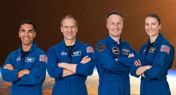 Астронавты Crew-3 готовы к 6-месячной миссии SpaceX