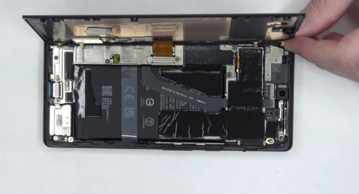 Смартфоны Google Pixel 6 и Pixel 6 Pro признали непригодными к ремонту