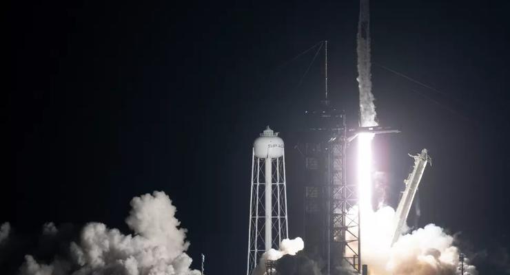 SpaceX запустила астронавтов Crew-3 на МКС