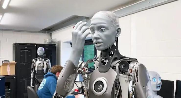 Настоящий Терминатор: Показан человекоподобный робот с реалистичной мимикой