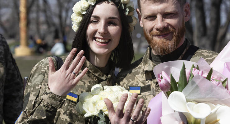 Свадьба в Zoom: Минюст упростил процедуру заключения брака