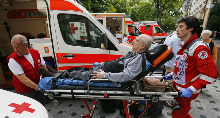 В Украину доставят заменители сосудов для спасения раненых