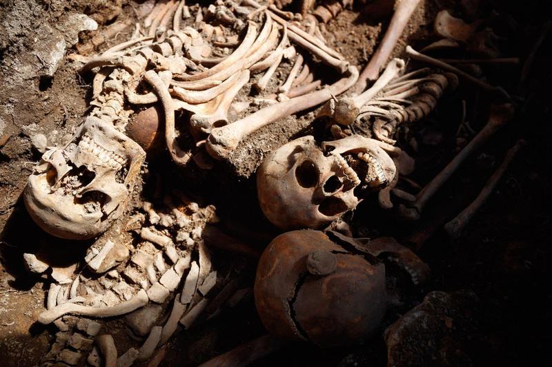 Найденные скелеты в котловане водопровода  - Taavi Sepp