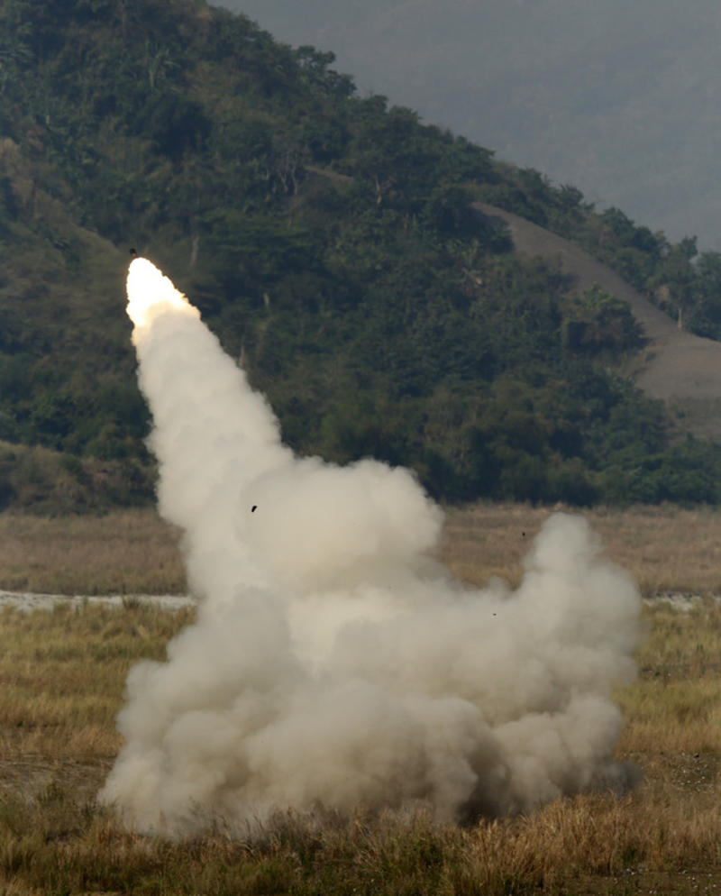 Запуск ракеты HIMARS - фото EPA/UPG