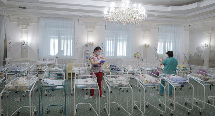 Ребенок родился в оккупации, как его зарегистрировать – отвечает Минюст