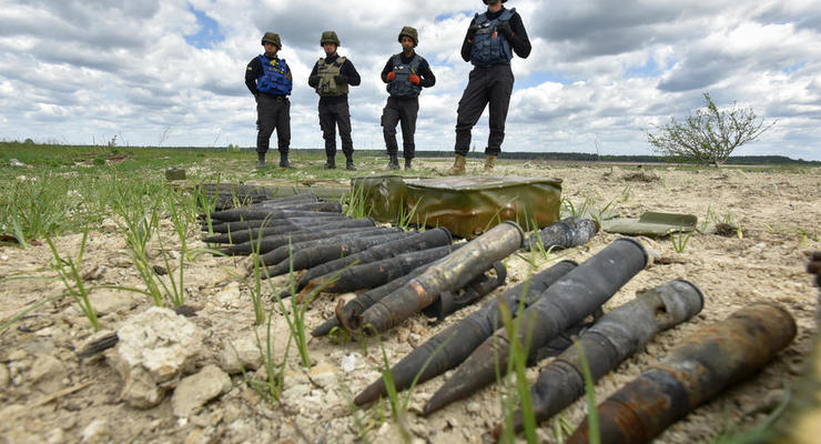 Украинцев призывают не сдавать взрывчатку оккупанов на металлолом