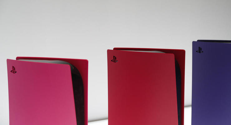 Блогер создал "свою" PlayStation: толщина консоли всего 2 см